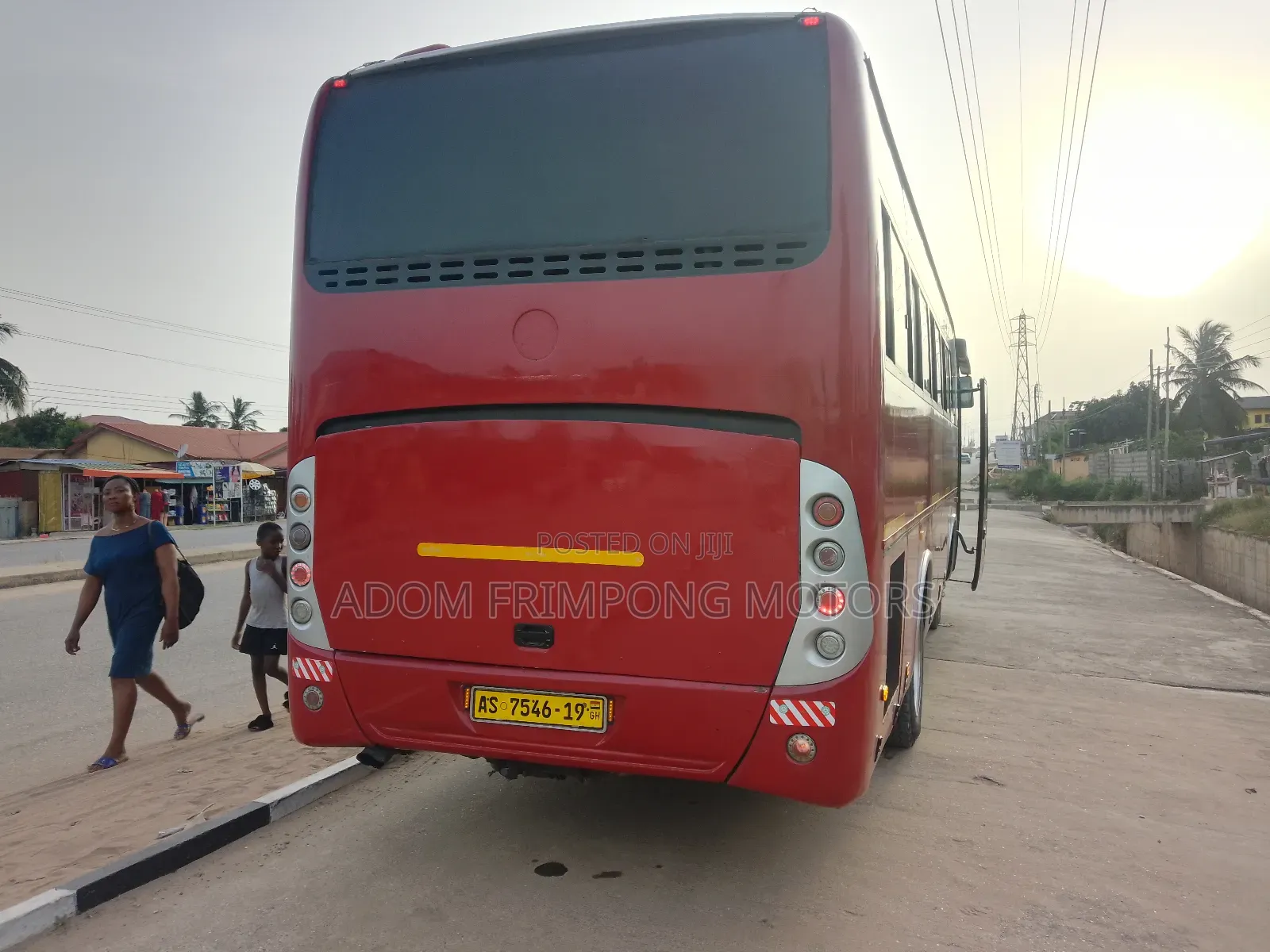 Bus 2010 Red