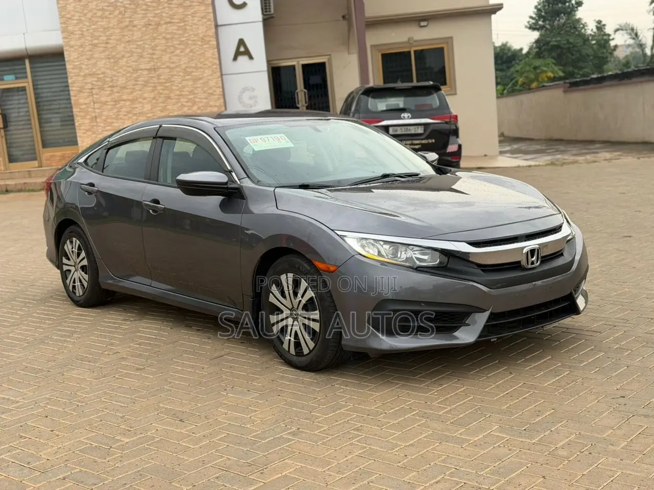 Honda Civic LX 4dr Sedan (2.0L 4cyl) 2016 Gray