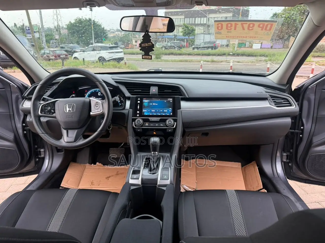 Honda Civic LX 4dr Sedan (2.0L 4cyl) 2016 Gray