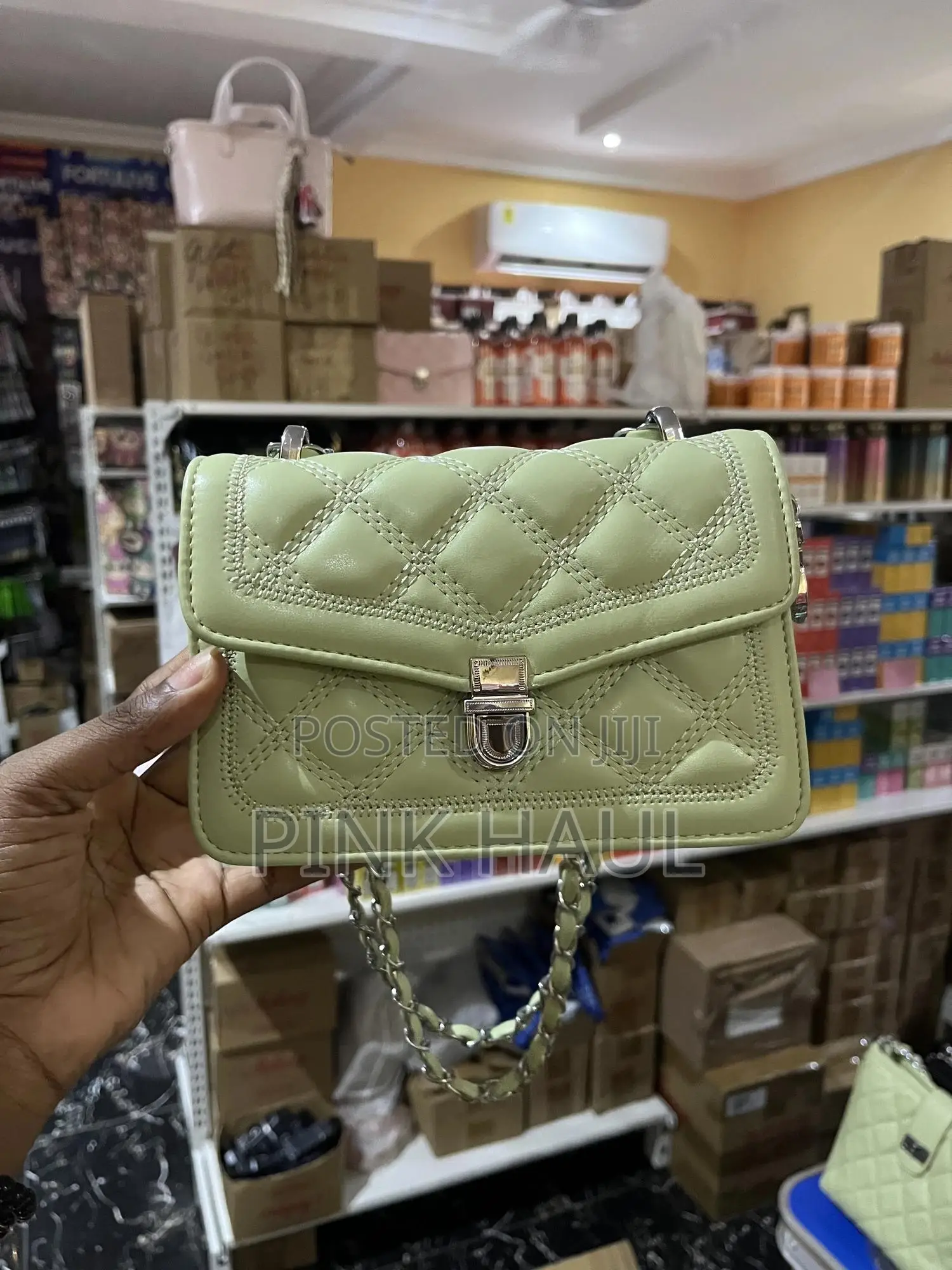 Green Hand Purse Bag