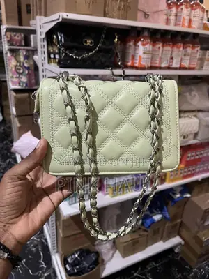 Green Hand Purse Bag