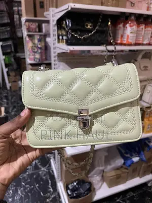 Green Hand Purse Bag