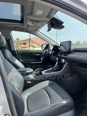 Toyota RAV4 Adventure AWD 2023 Silver