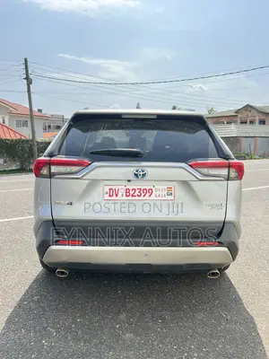Toyota RAV4 Adventure AWD 2023 Silver
