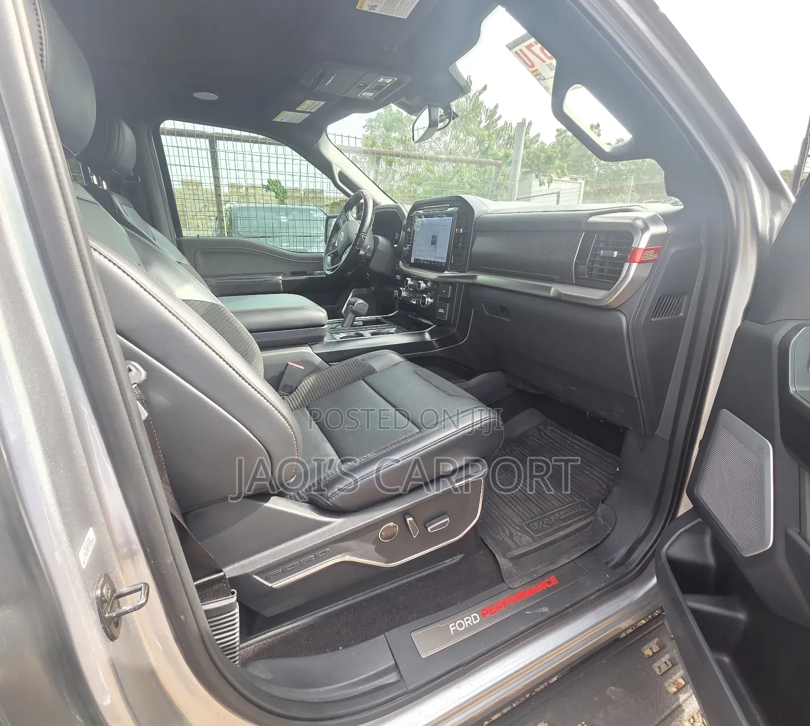 Ford F-150 Raptor 2023 Silver