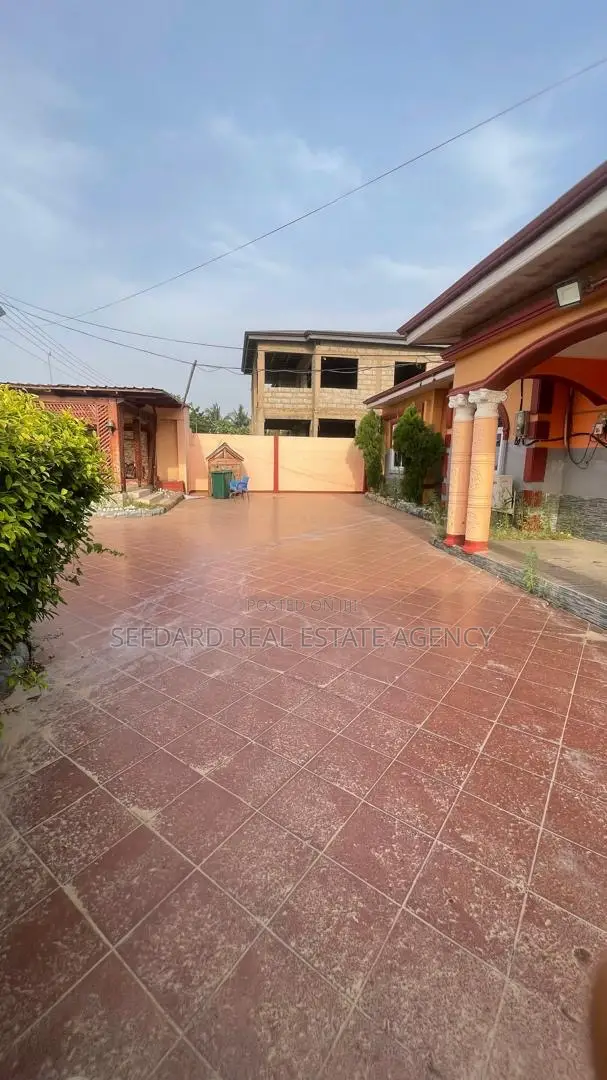 3bdrm House in Sefdard Properties, Amasaman for rent