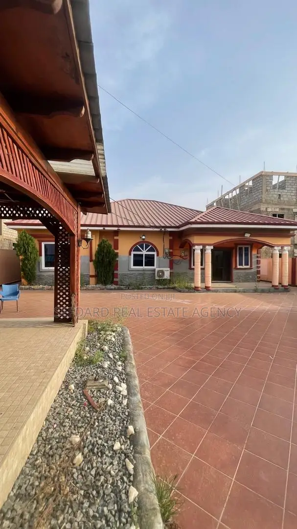 3bdrm House in Sefdard Properties, Amasaman for rent
