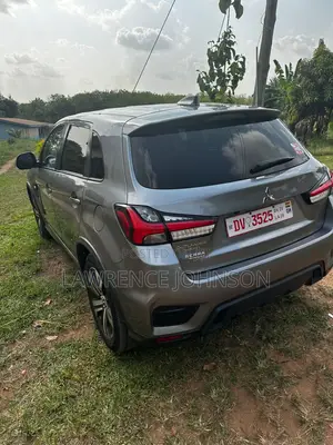 Mitsubishi Outlander 2.0 PHEV AWD 2021 Gray
