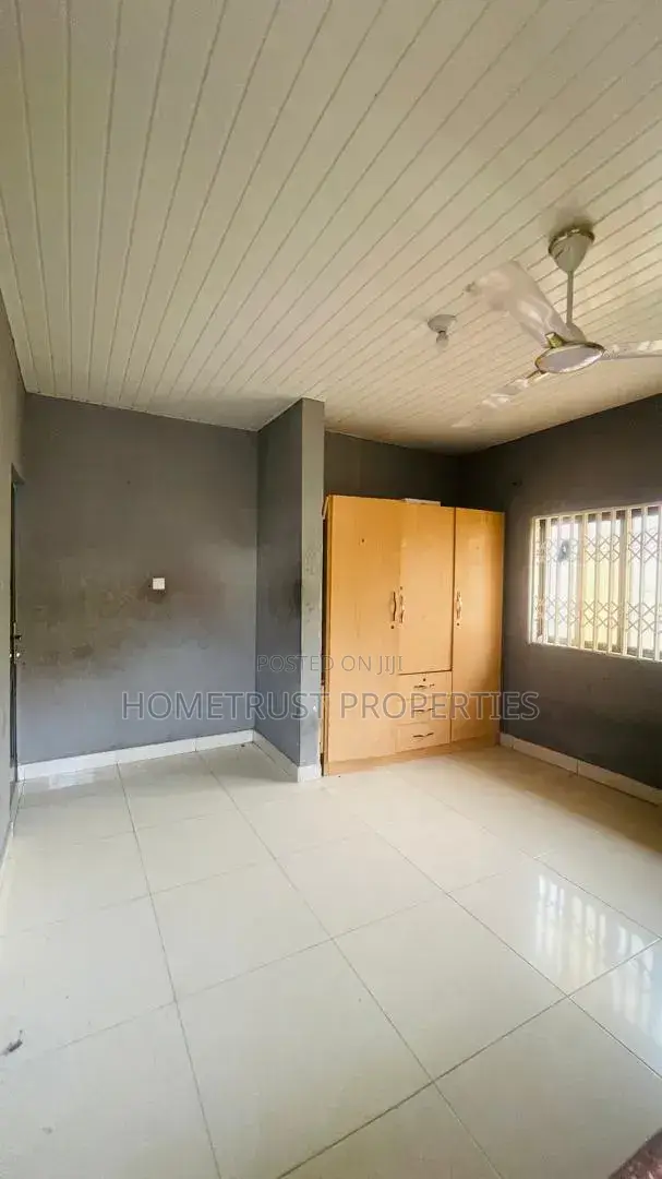 3bdrm House in Amasaman Wachild for rent