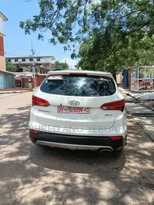 Hyundai Santa Fe SE AWD 2016 White