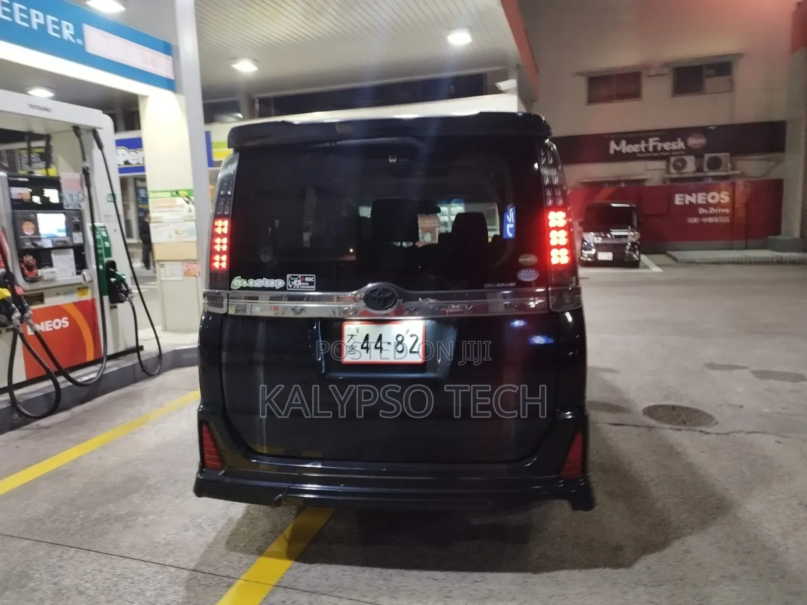 Toyota Voxy 2015 Black