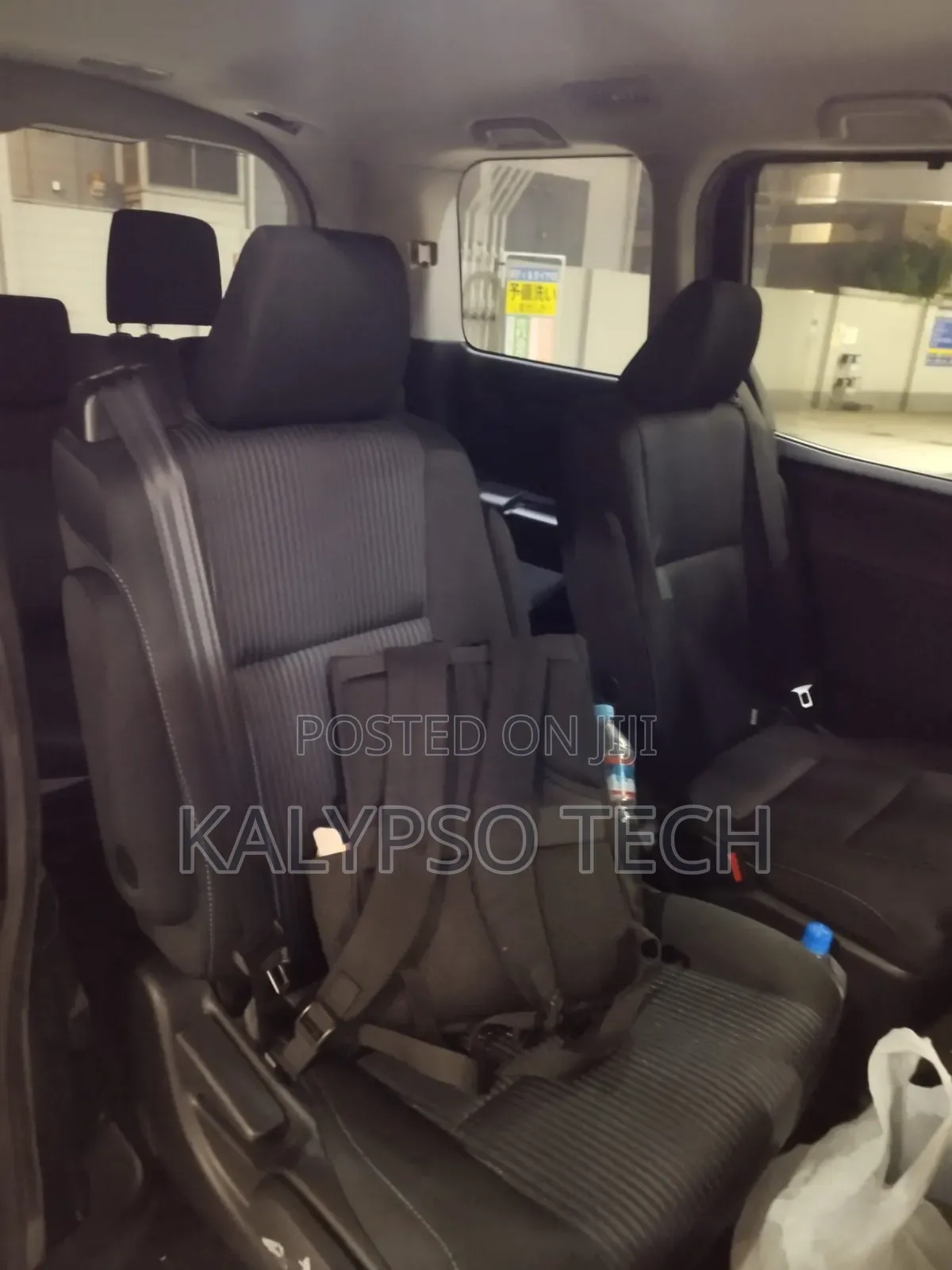 Toyota Voxy 2015 Black