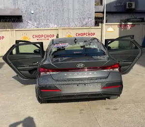 Hyundai Elantra SEL Sport IVT 2025 Gray