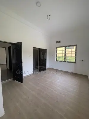 2bdrm Apartment in West Hills Mall Area for rent