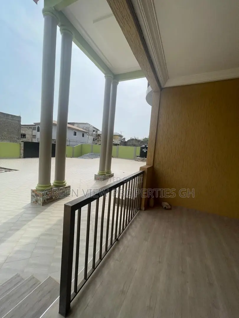2bdrm Apartment in West Hills Mall Area for rent