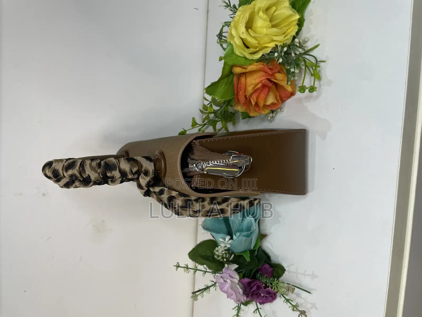 Hand Bags for Ladies