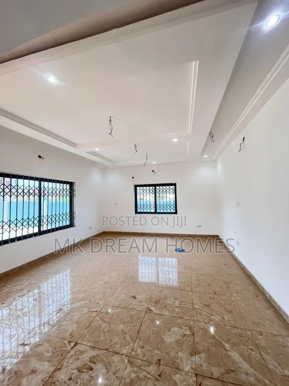 3bdrm House in Lake Side Estate for sale