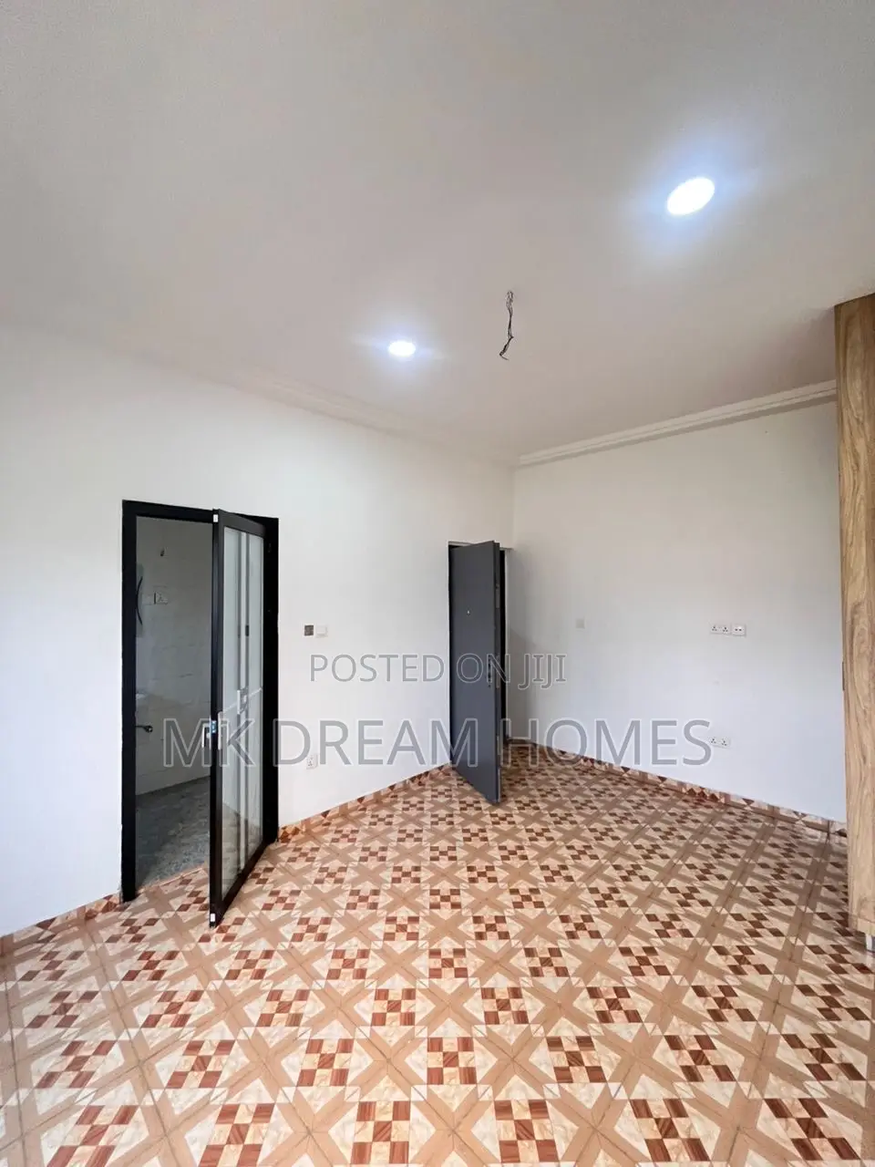 3bdrm House in Lake Side Estate for sale