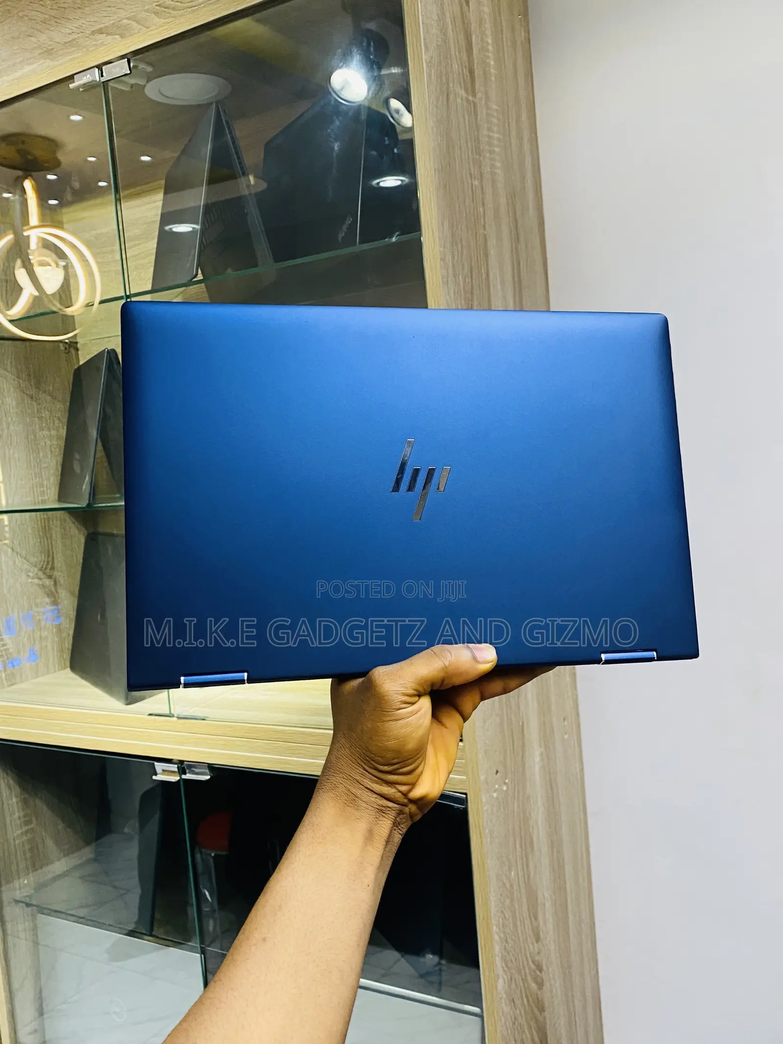 Laptop HP Dragonfly G1 8GB Intel Core i5 SSD 256GB