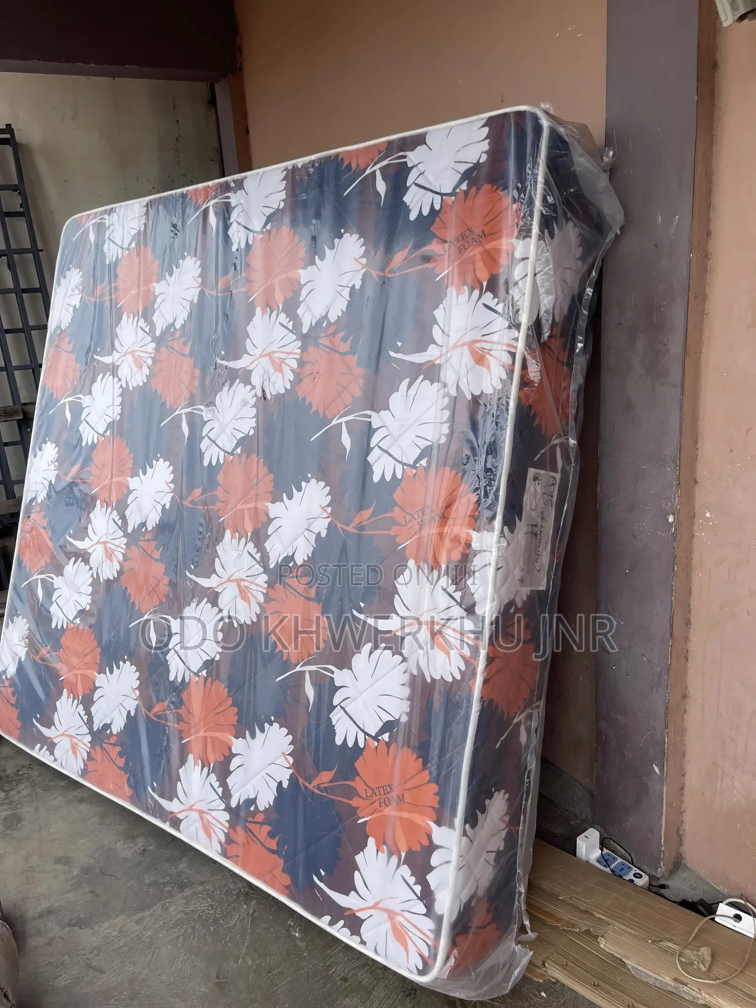 12inches Queen Size Bed High Density Mattress