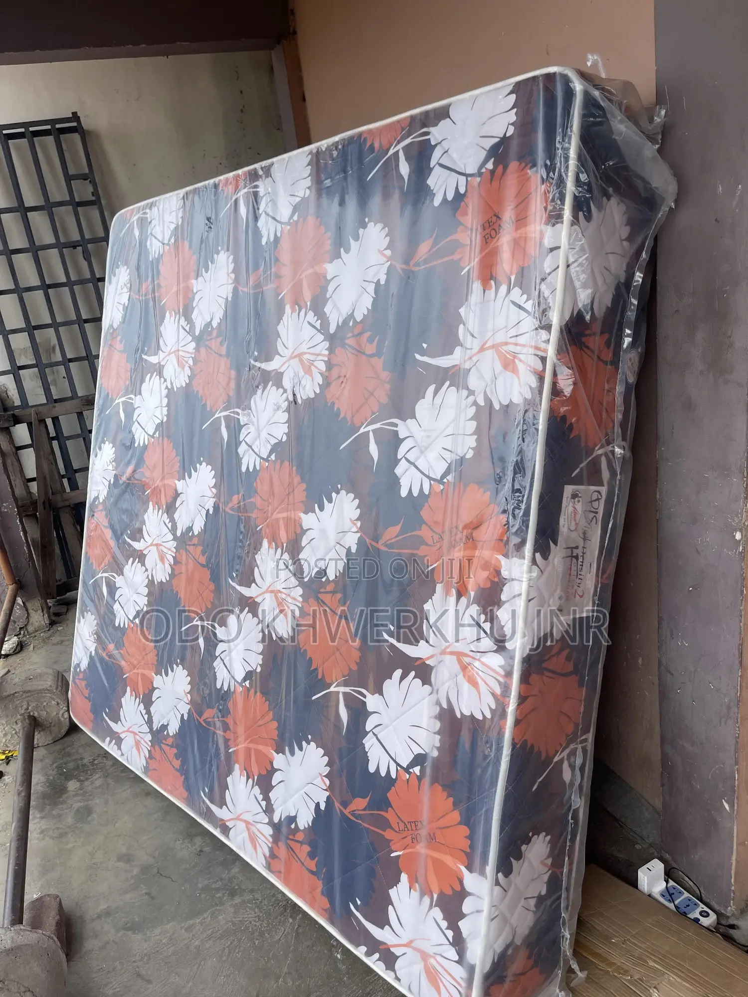 12inches Queen Size Bed High Density Mattress