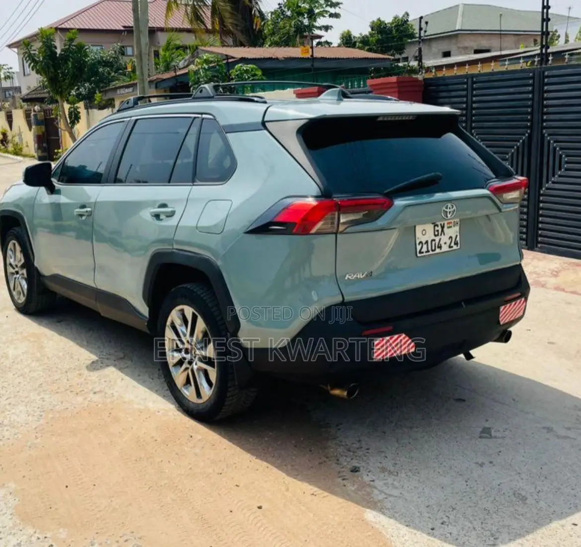 Toyota RAV4 2020 Blue