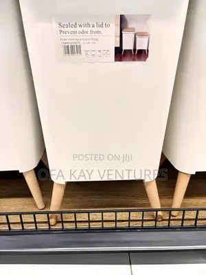 4 Legged Dust Bin