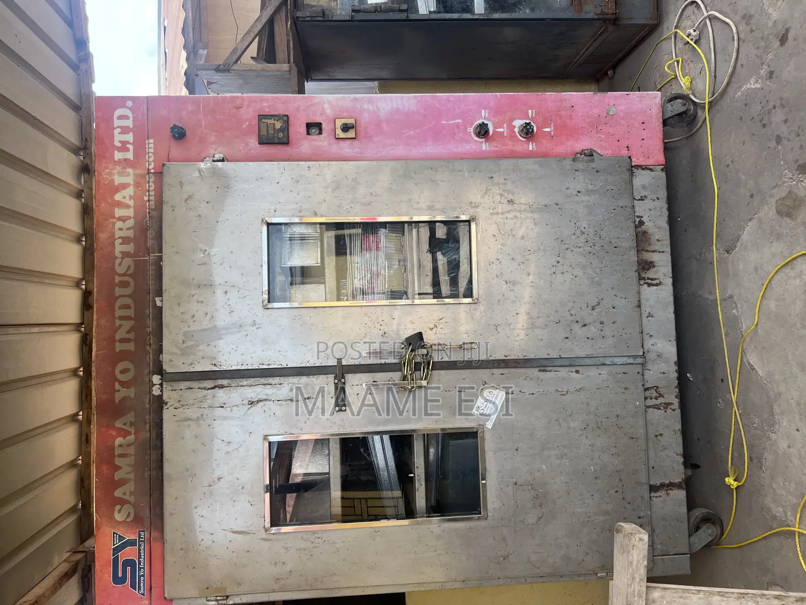 Industrial Oven