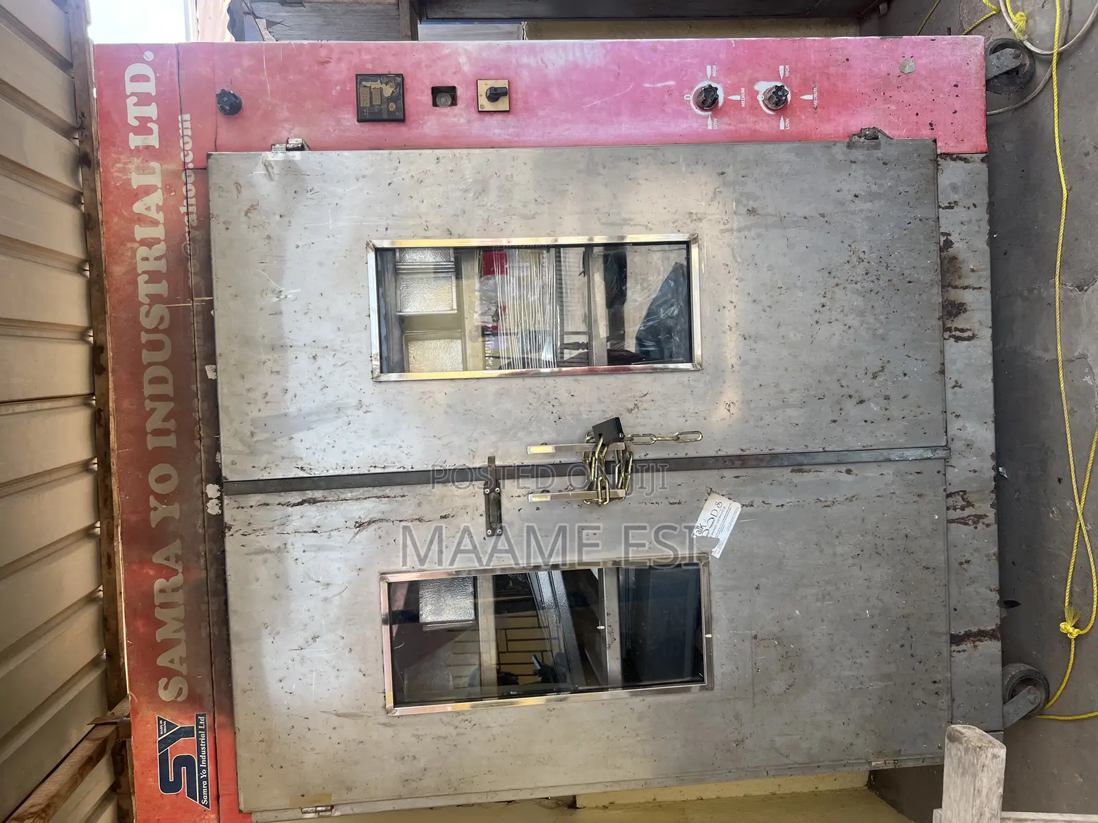 Industrial Oven