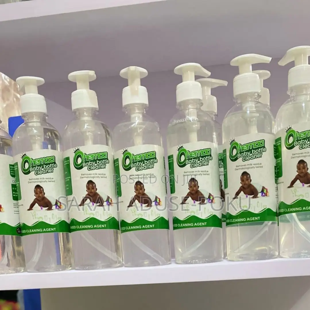 Ohenemaa Bottle Cleaner