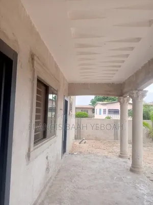 4bdrm House in Shining Star Real, Awutu Senya East Municipal for sale