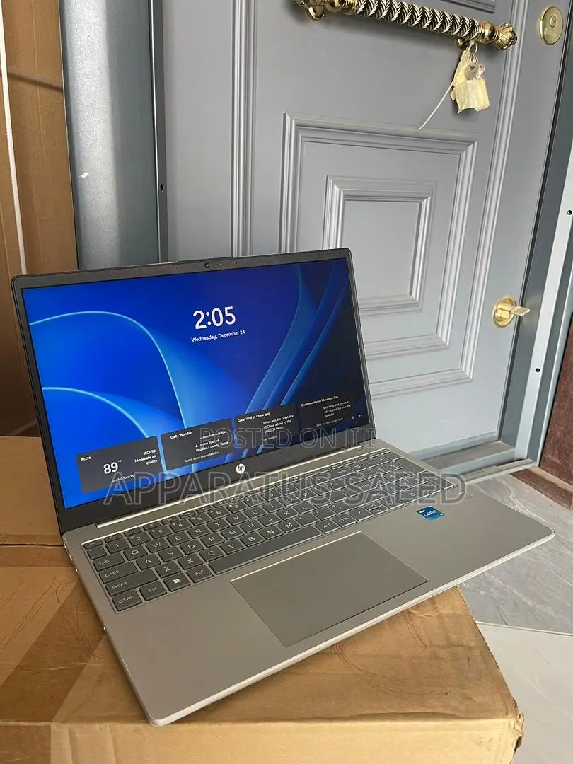 New Laptop HP 15 8GB Intel Core i5 SSD 256GB