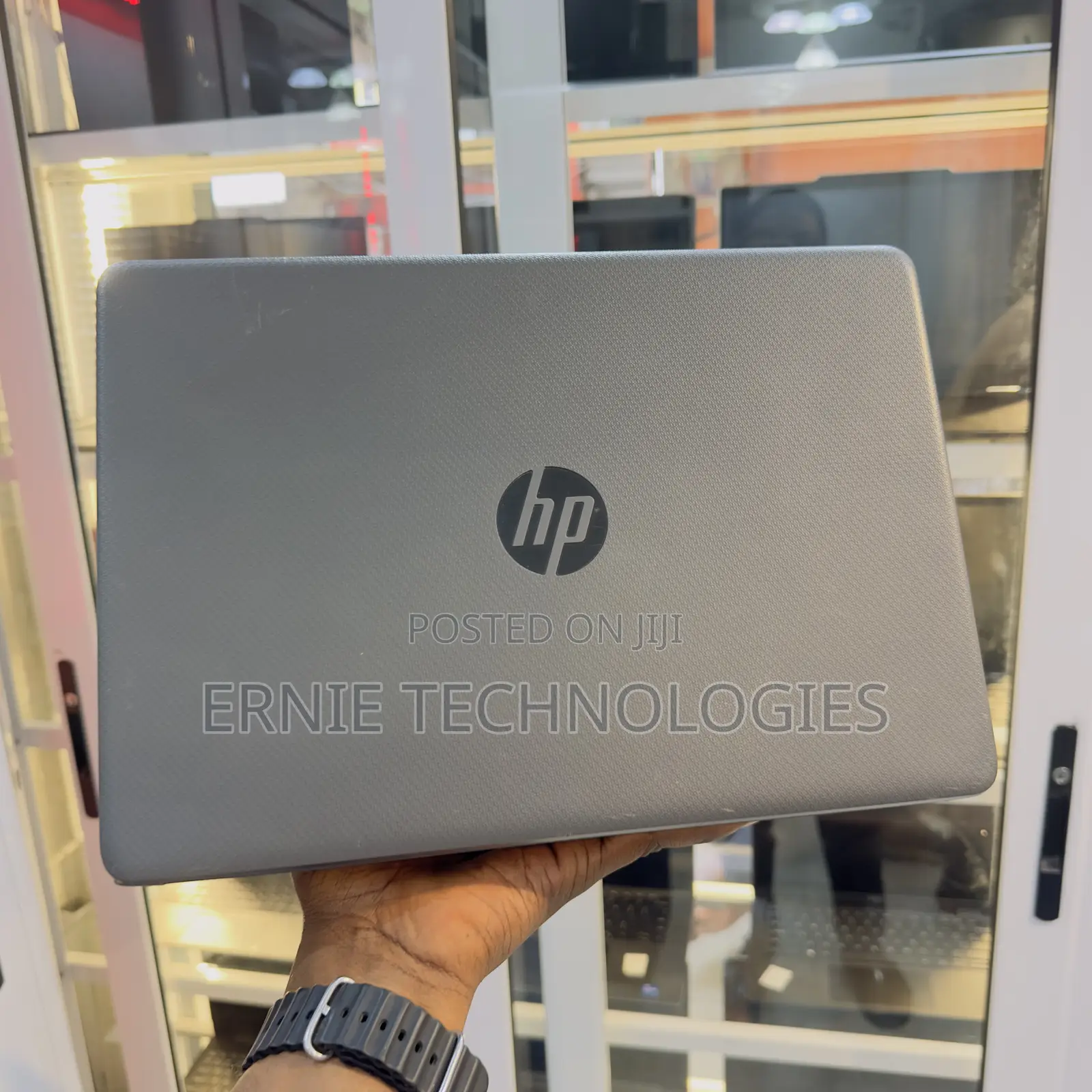 Laptop HP 240 G8 4GB Intel Core i3 HDD 1T
