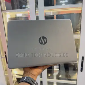 Laptop HP 240 G8 4GB Intel Core i3 HDD 1T