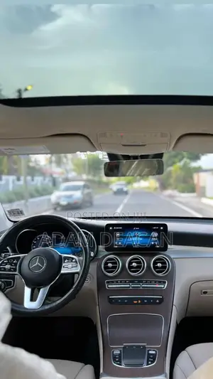 Mercedes-Benz GLC-Class 2022 White