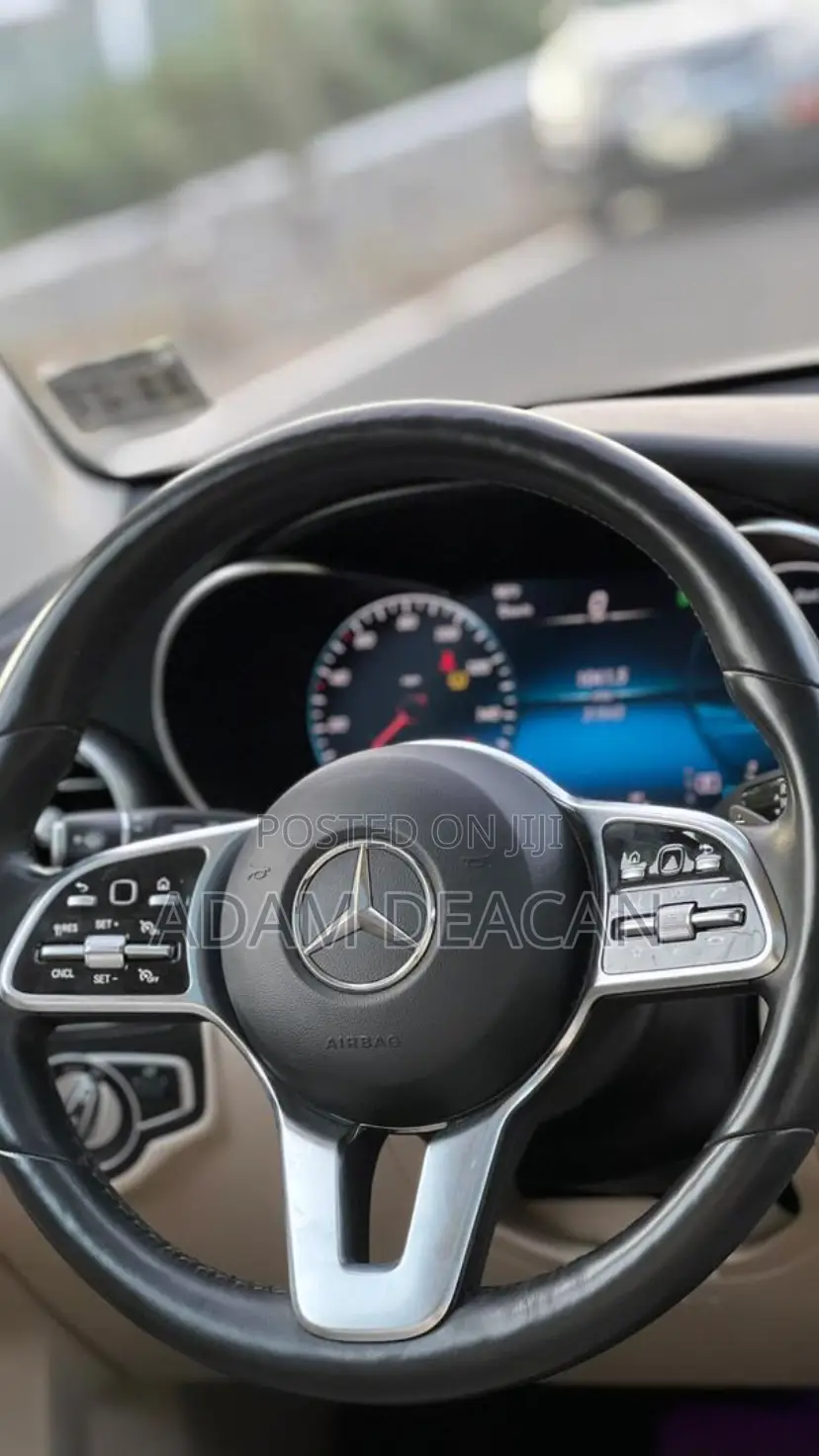 Mercedes-Benz GLC-Class 2022 White