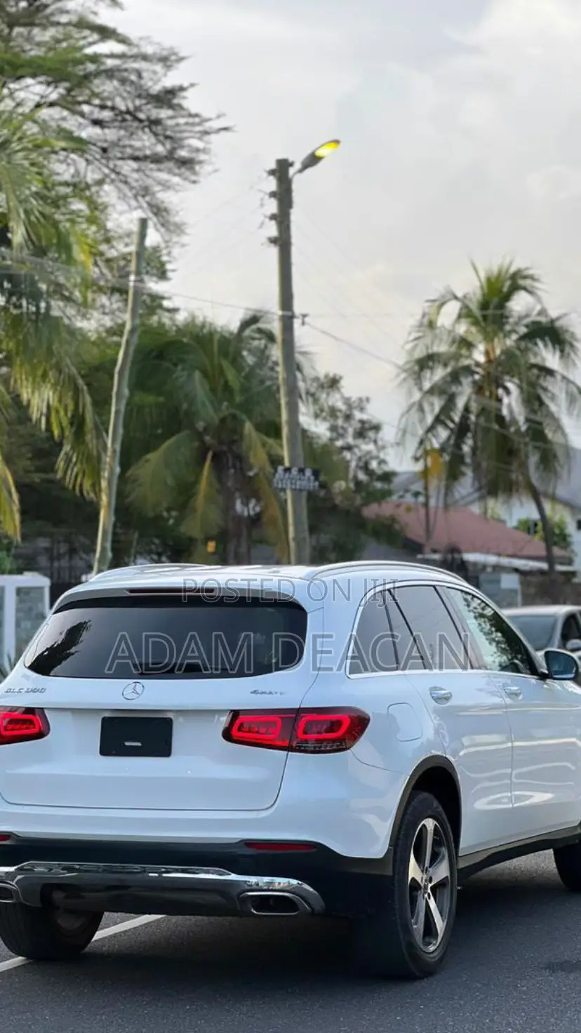 Mercedes-Benz GLC-Class 2022 White
