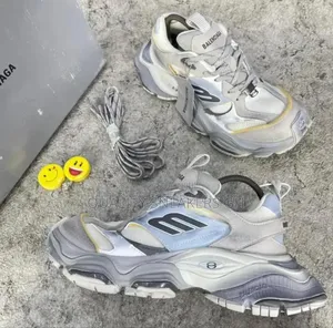 Balenciaga Cargo