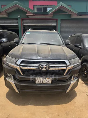 Toyota Land Cruiser 2010 Black