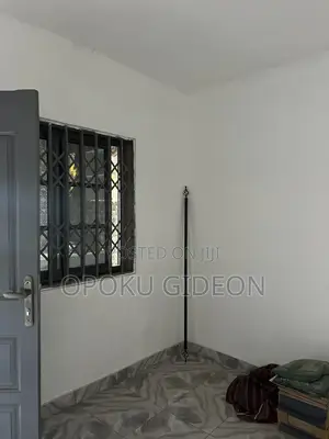1bdrm Room & Parlour in Borkorbokor, Ablekuma for rent