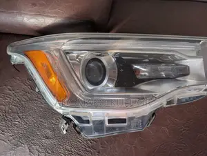 2017-2019 GMC Acadia Passenger Side Headlight Foreign Used