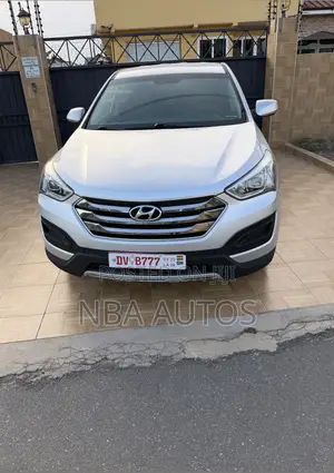 Hyundai Santa Fe SE AWD 2016 Silver