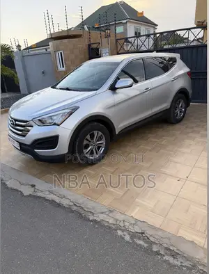 Hyundai Santa Fe SE AWD 2016 Silver