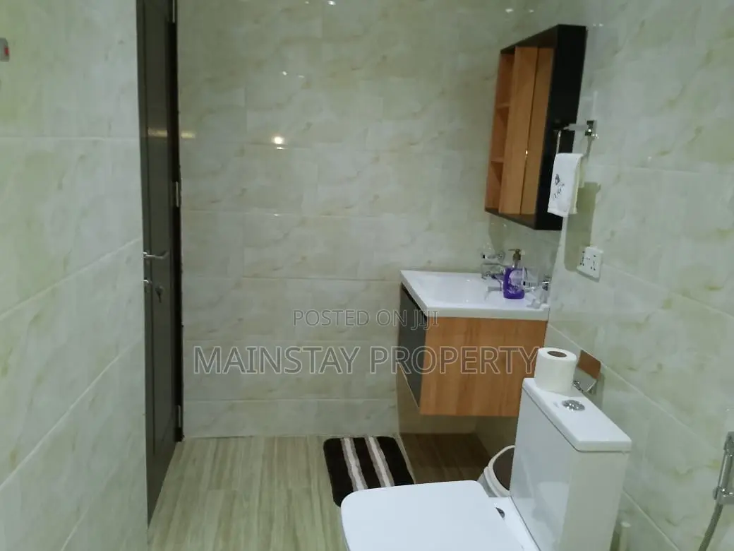 5bdrm House in Mainstay Estates, East Legon for sale