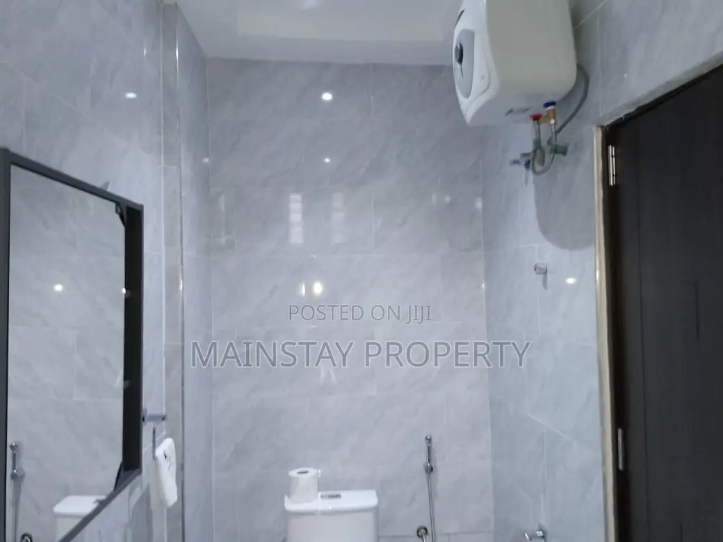 5bdrm House in Mainstay Estates, East Legon for sale