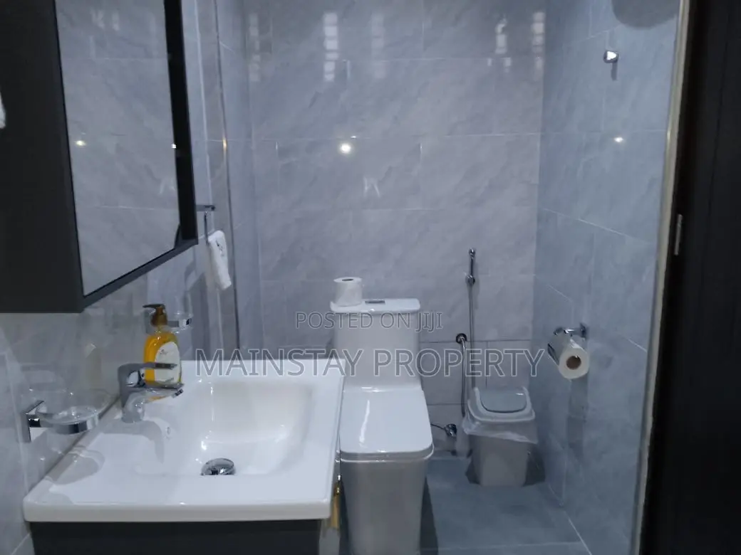 5bdrm House in Mainstay Estates, East Legon for sale