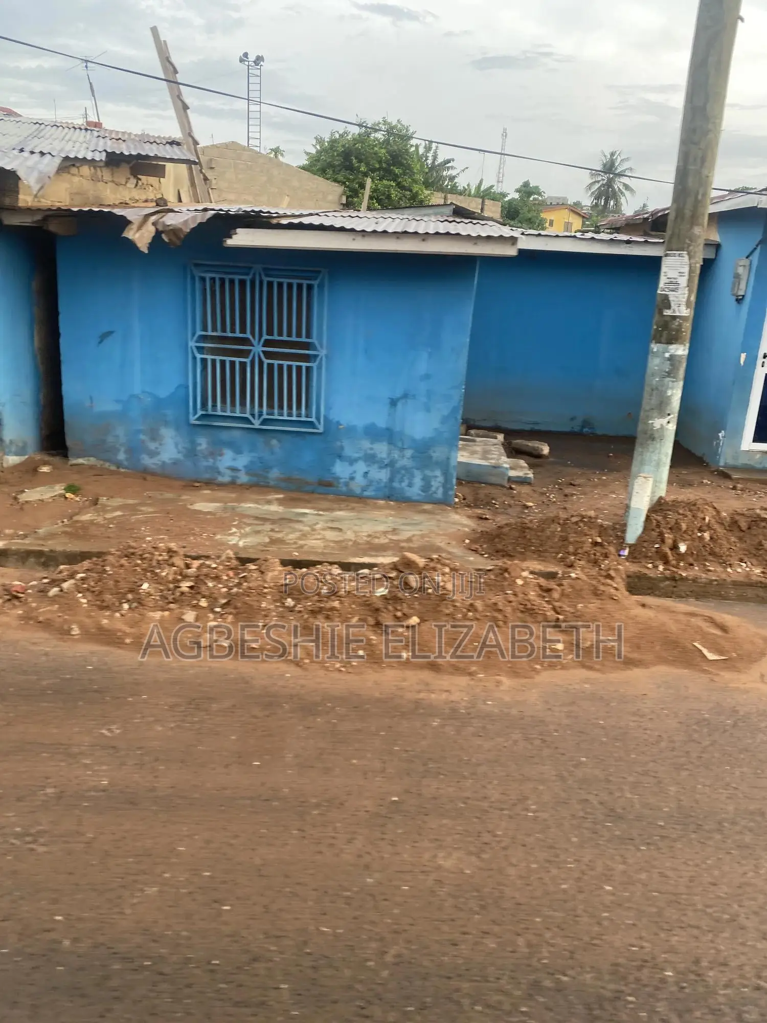 Studio Apartment in Agbeshie Properties, Weija Junction for rent