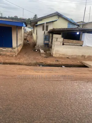 Studio Apartment in Agbeshie Properties, Weija Junction for rent