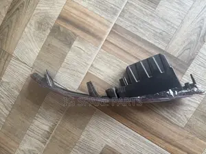 Mitsubishi Outlander 2022-2024 Rear Bumper Reflector Led