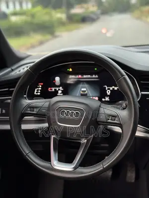 Audi Q8 2025 Black